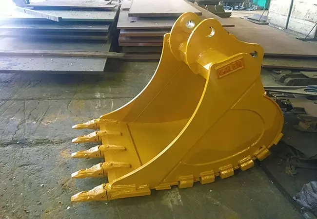 Komatsu Pc210 Kovası