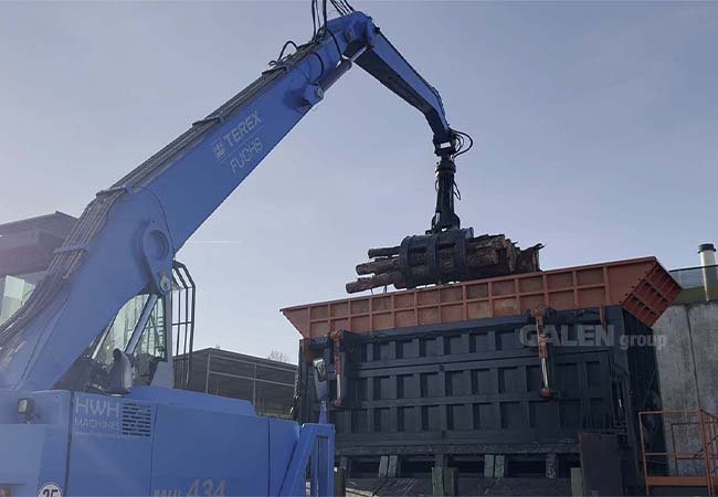 Tomruk Soyma Makinası